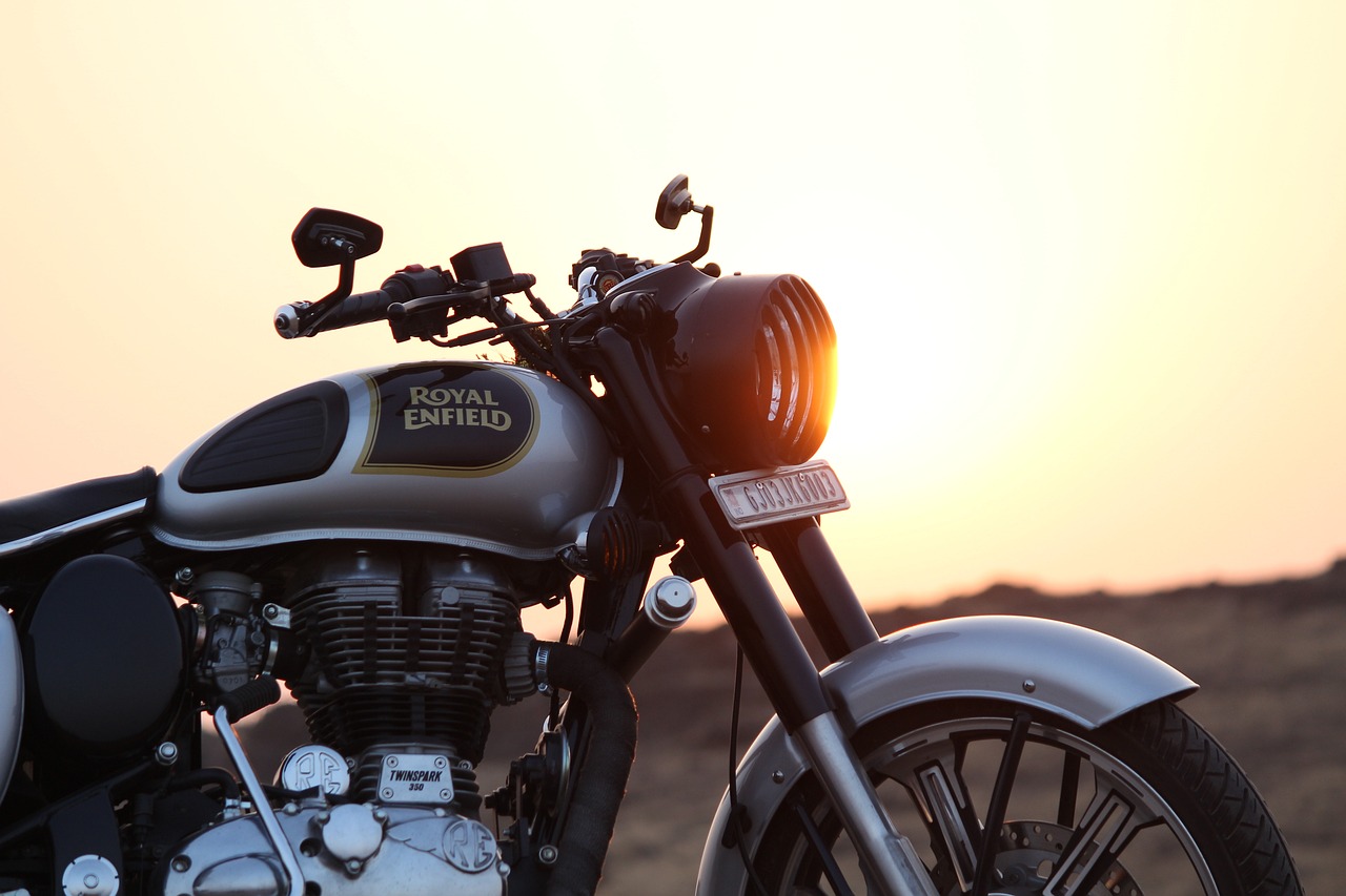 Riding With Confidence: How to Resolve Royal Enfield Complaints?